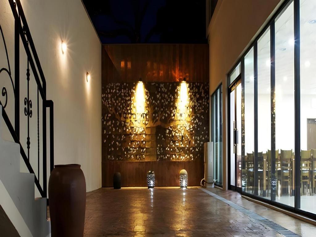 Ewha Hotel Чеджудо Экстерьер фото